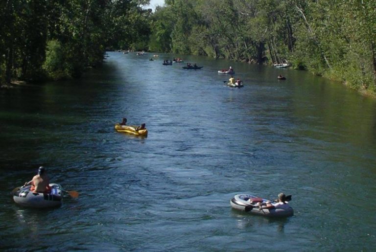 Fly Fishing Boise, Idaho (11 Great Places to Fly Fish)