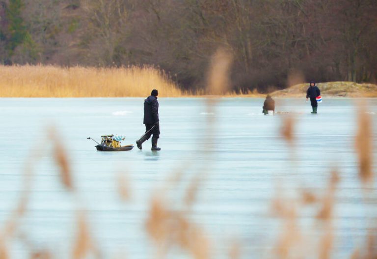 The 7 Best Ice Chisels (Spud Bars) for Ice Fishing in 2024