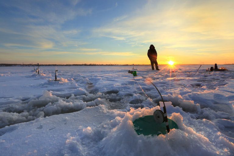 The 7 Best Ice Chisels (Spud Bars) for Ice Fishing in 2024