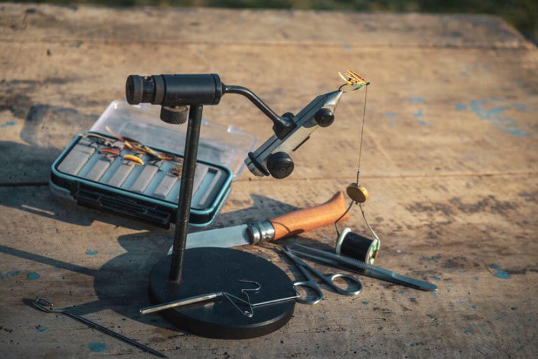 The 7 Best Bobbins for Fly Tying in 2025 Guide)